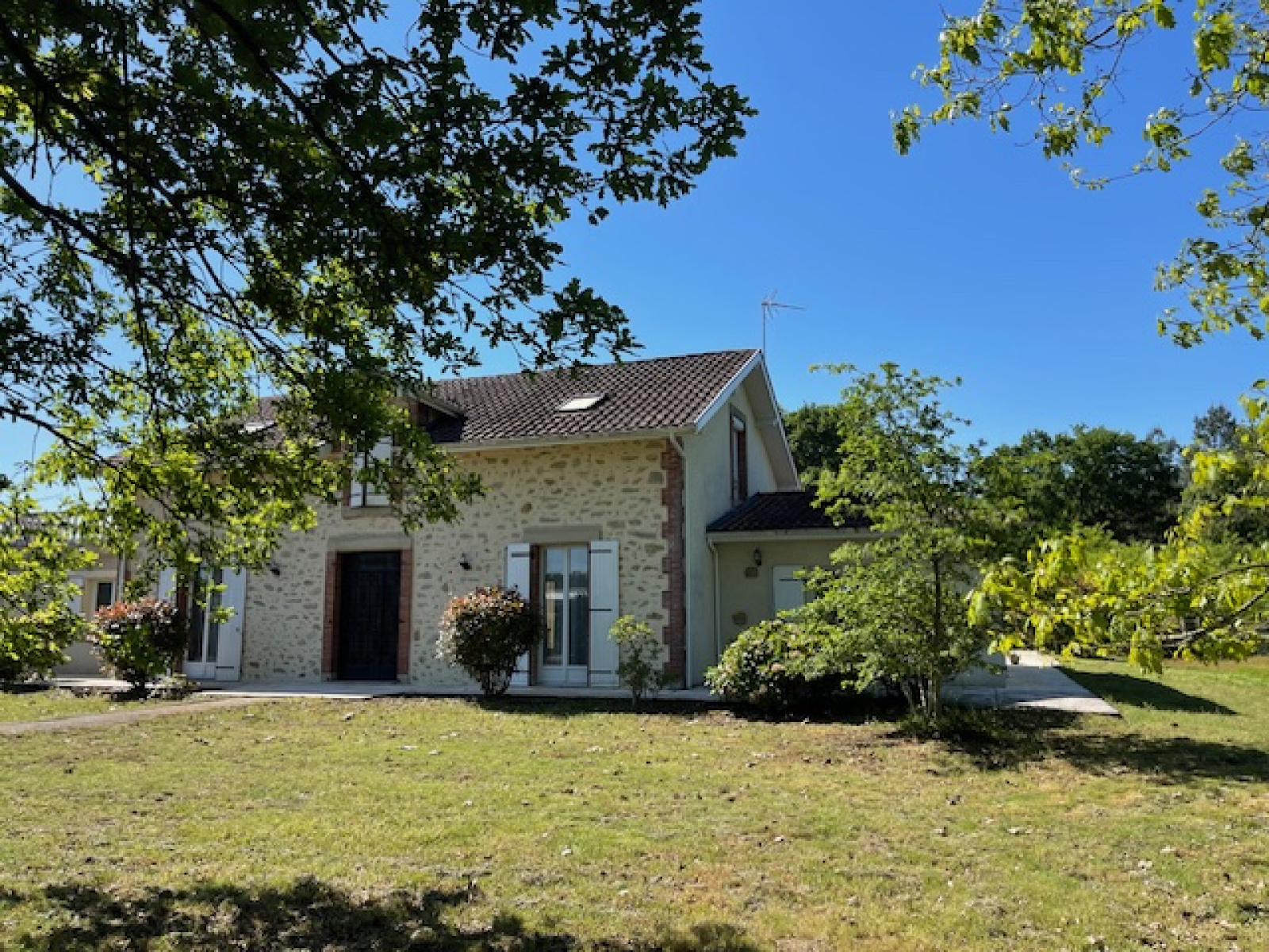 Image_25, Maison, Hinx, ref :4001