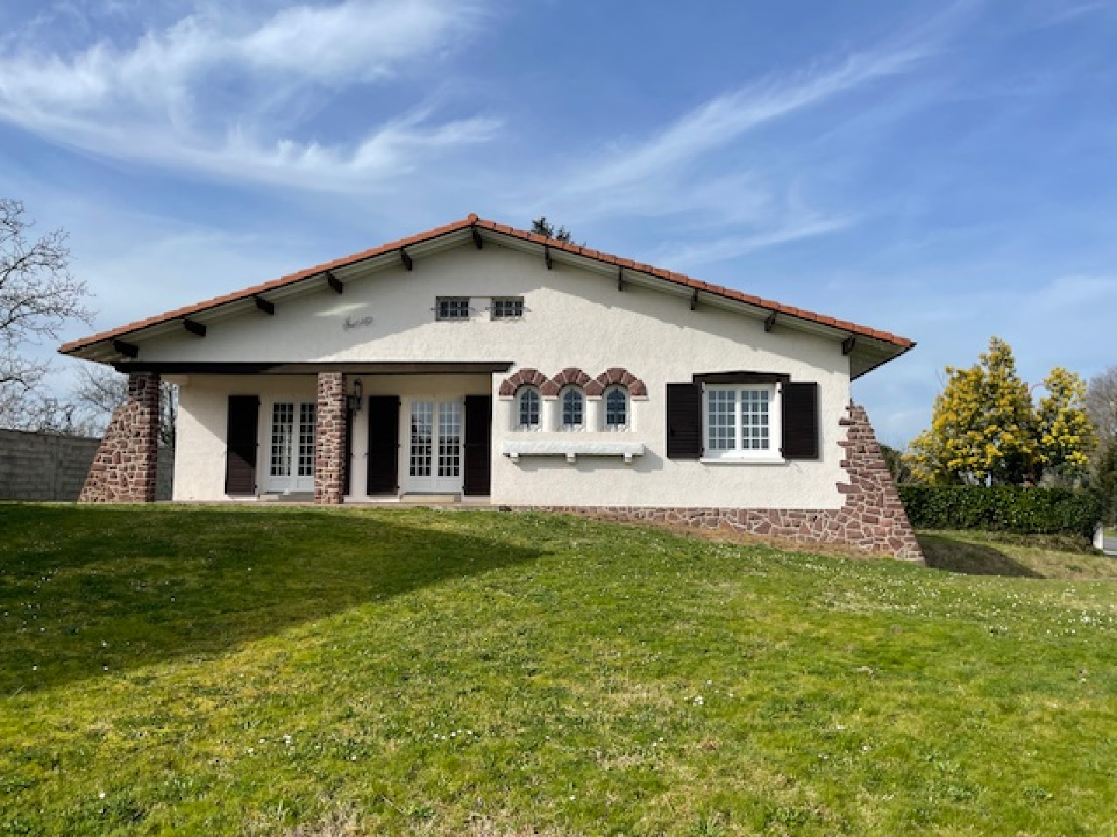 Image_1, Maison, Hinx, ref :3987